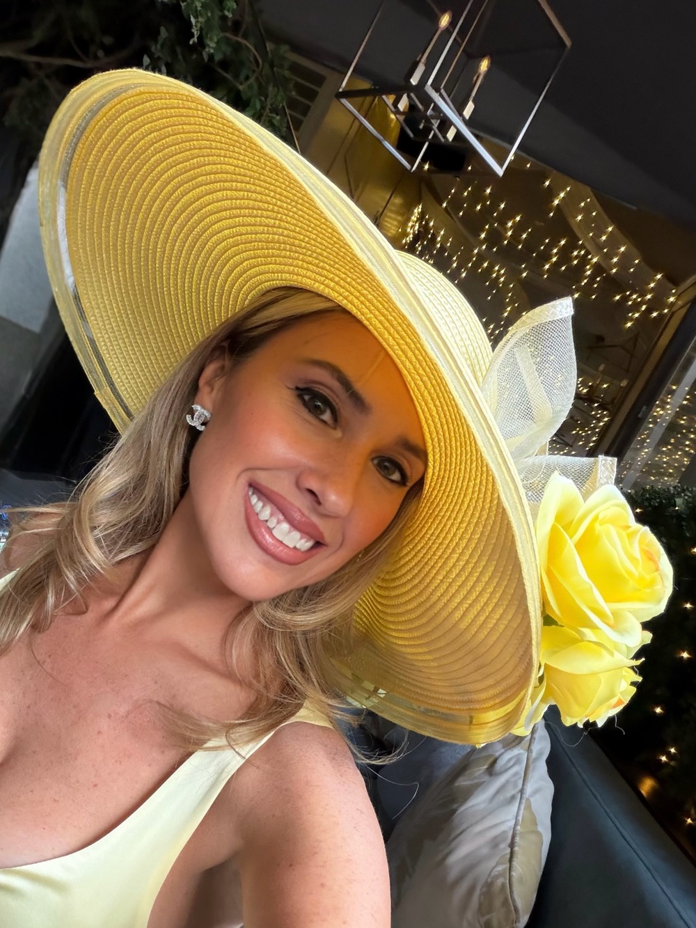 Yellow Statement Kentucky Derby/Tea Party Hat/Fascinator/Wide brim hat